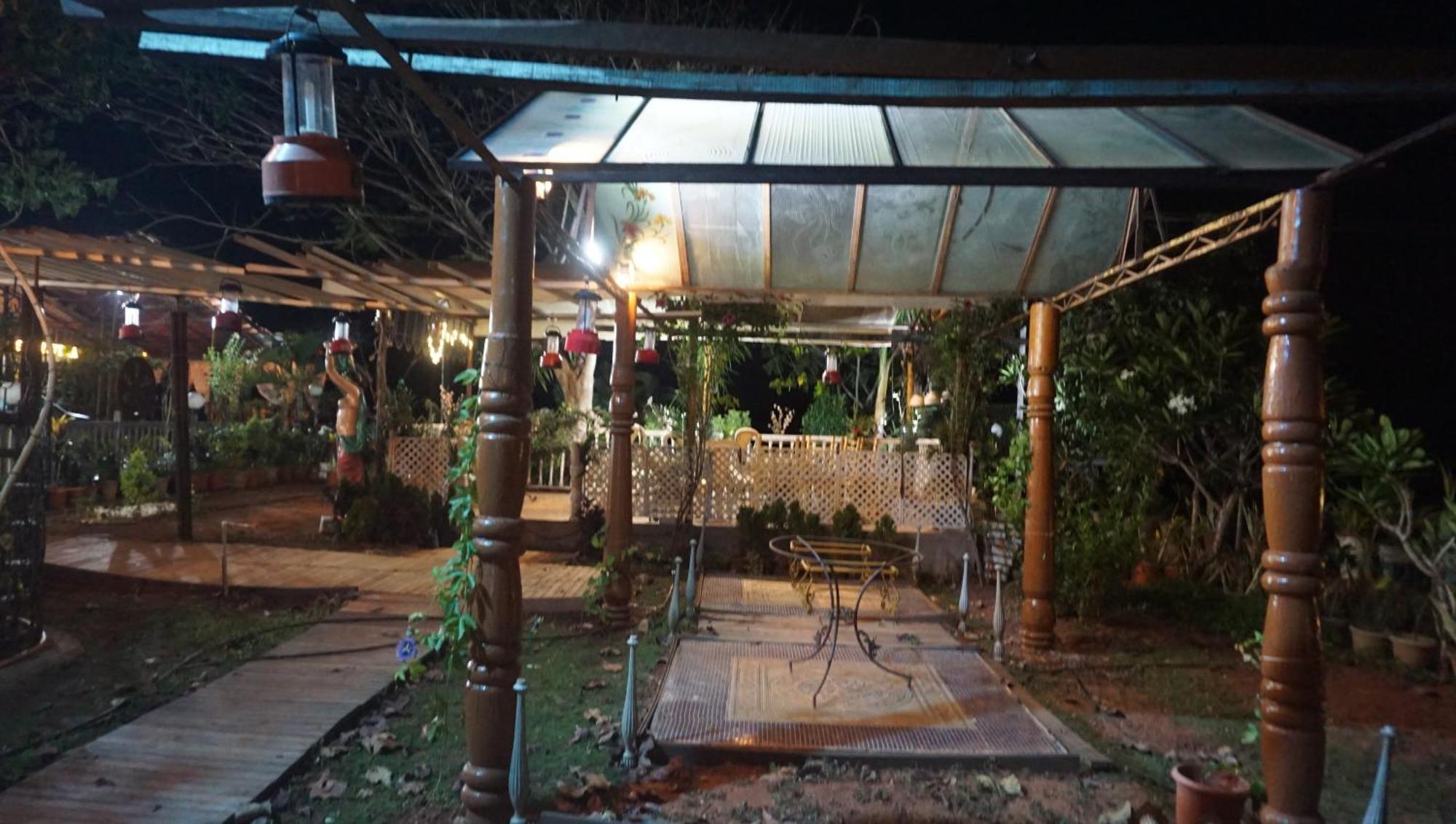 Sona Villa, The Lake Chalet Kudal  Exterior photo