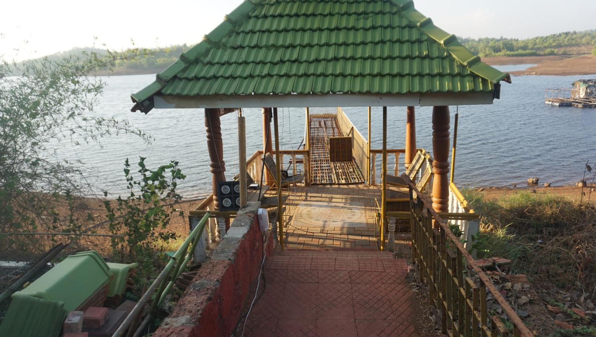 Sona Villa, The Lake Chalet Kudal  Exterior photo