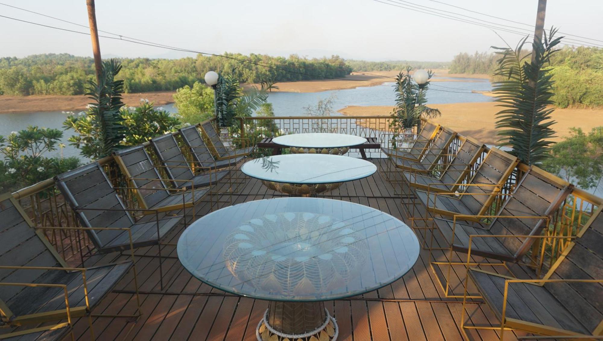 Sona Villa, The Lake Chalet Kudal  Exterior photo